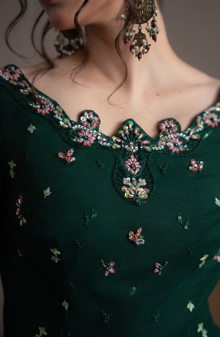 Neckline design of Emerelle Shirt Dress from Elvin Collection by Fabiha Fatima