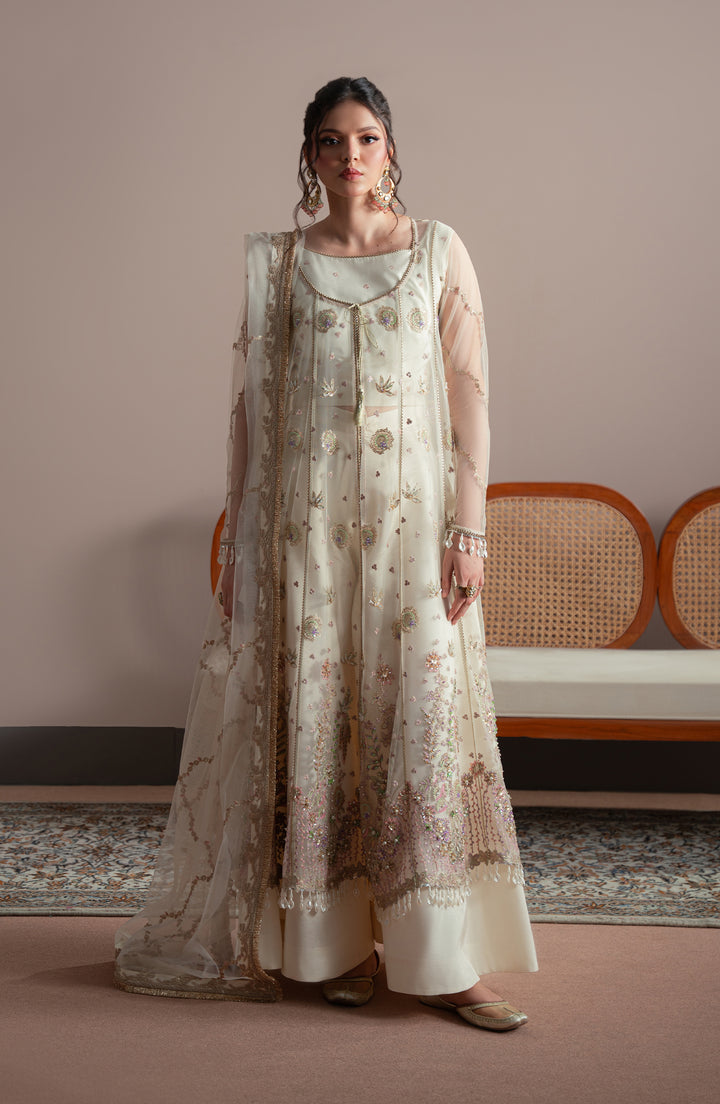 Front view of model wearing FAYRA Shirt – Pret Collection Elvin by Fabiha Fatima