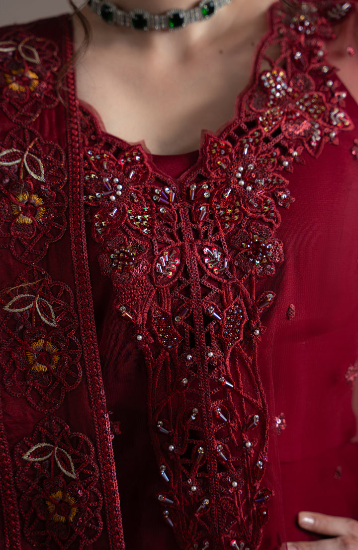 Neckline design of Rubeia Shirt from Elvin Collection by Fabiha Fatima